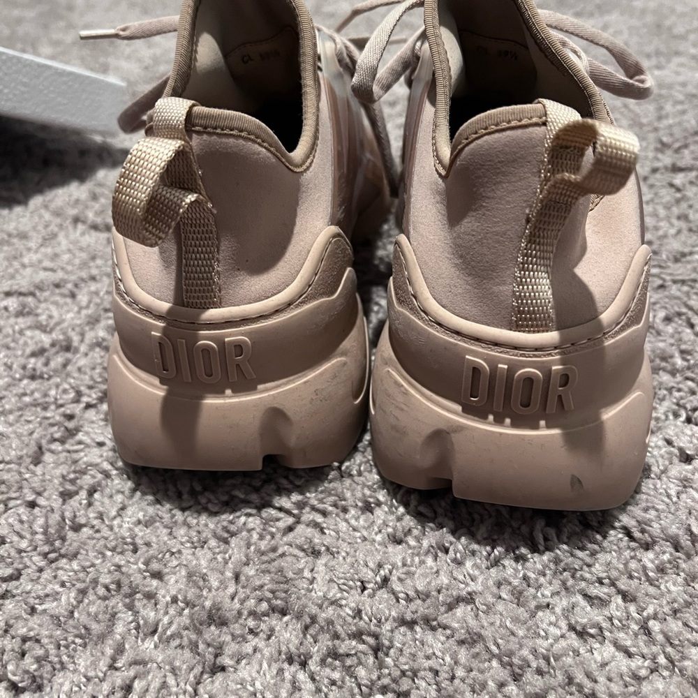 Nude Dior sneakers No Box - Picture 4 of 8